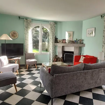 Longere Familiale Proche Et Golf *